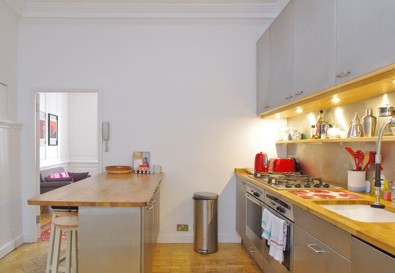 Apartment in London - Soho W1F