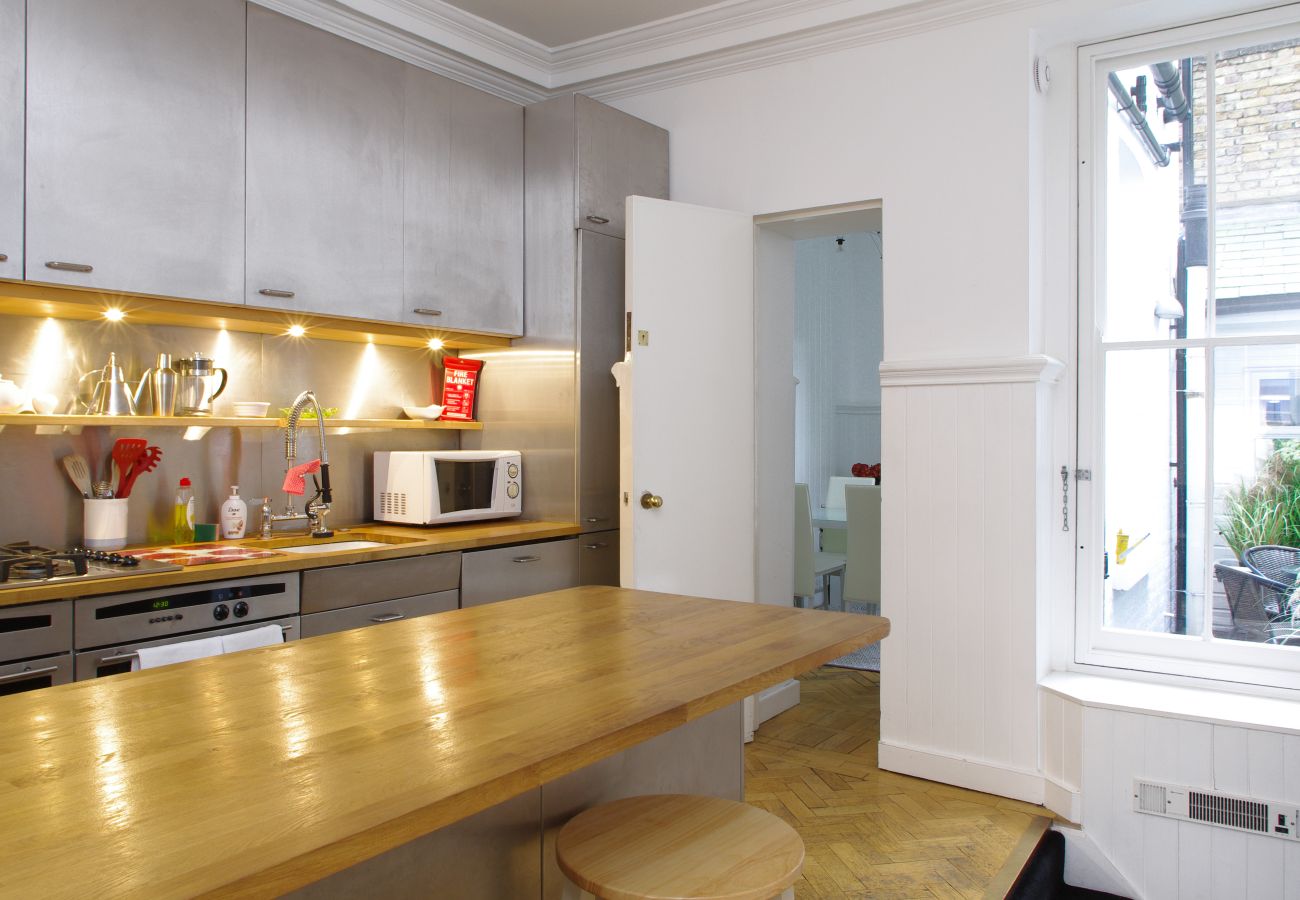 Apartment in London - Soho W1F