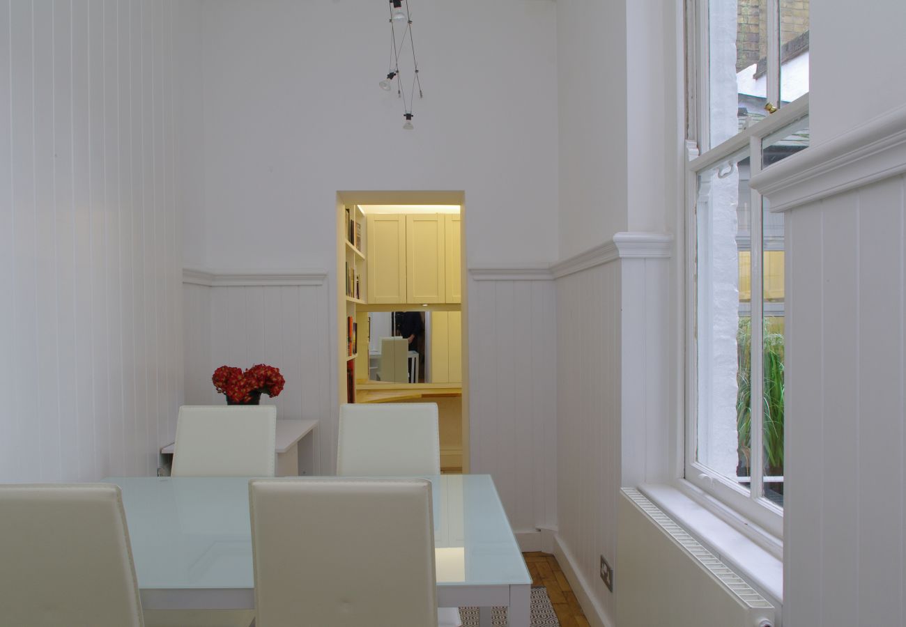 Apartment in London - Soho W1F