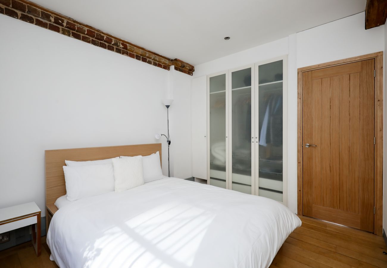 Apartment in London - Borough Shard View SE1