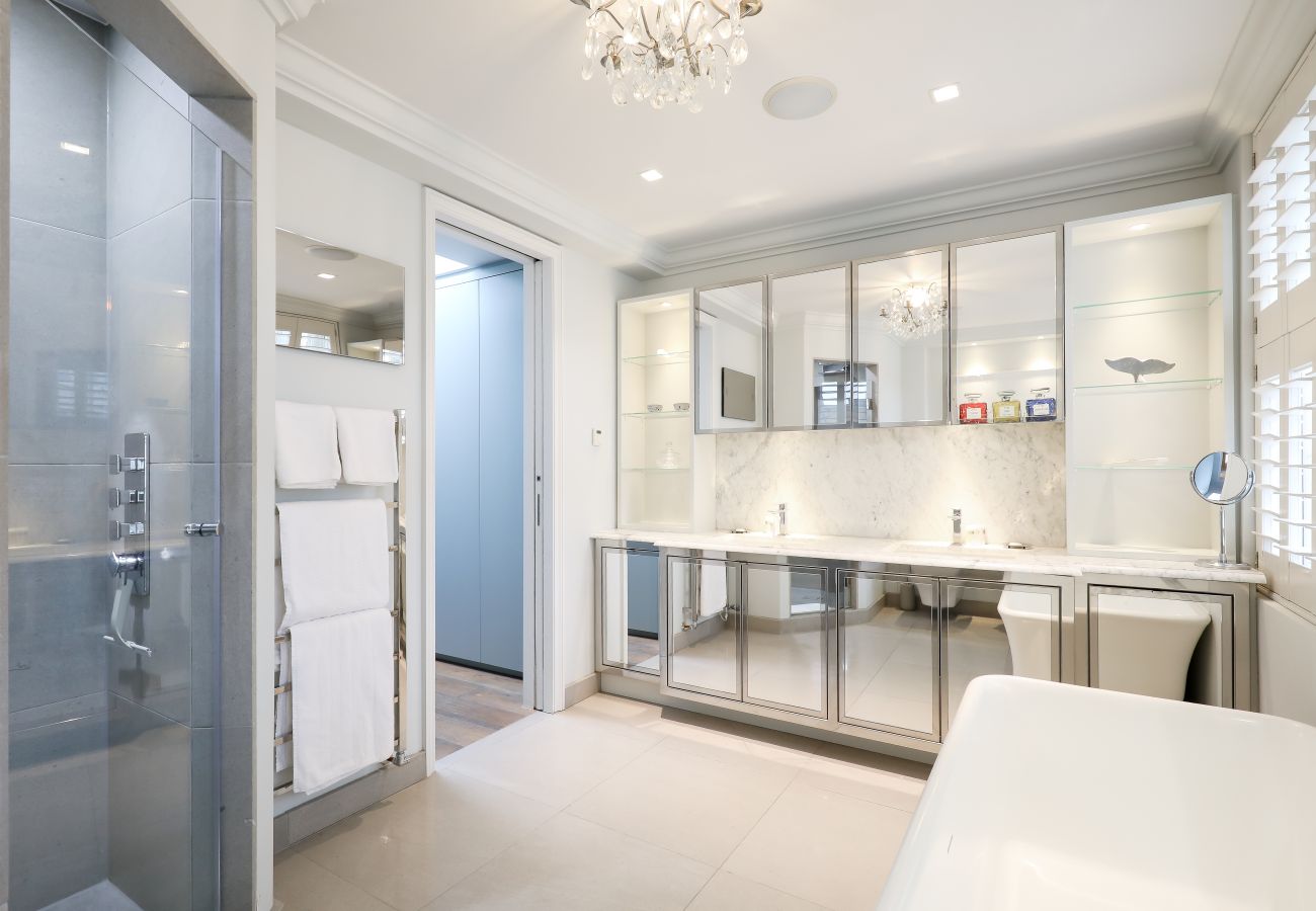 Terraced House in London - Chelsea Tryon SW3