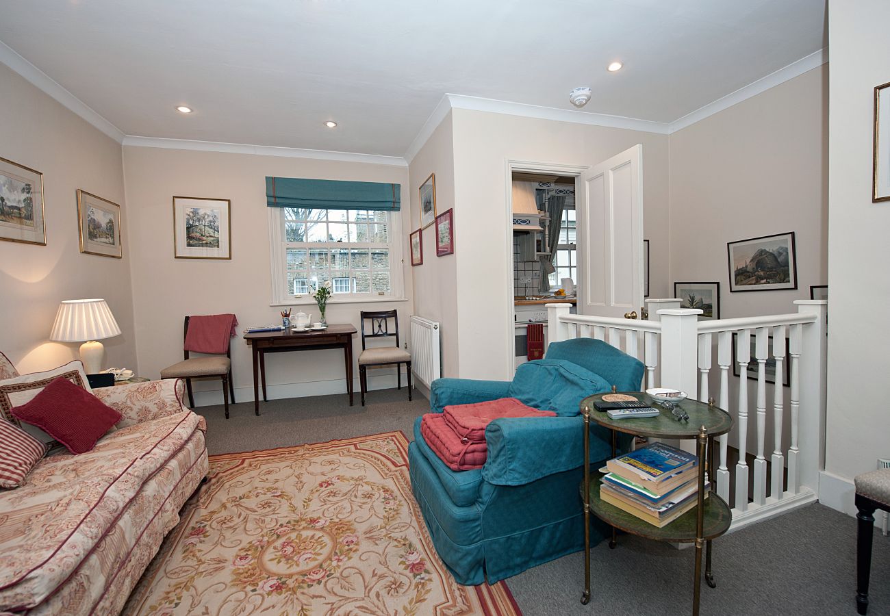 Apartment in London -  Clarendon Pimlico SW1