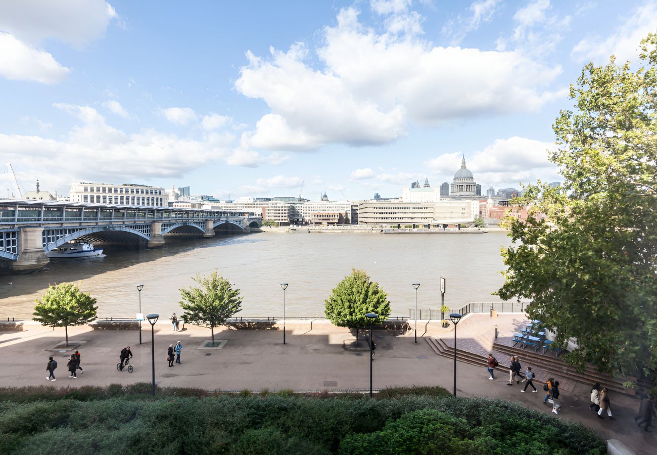 Apartment in London - Bank Side Tate Modern SE1