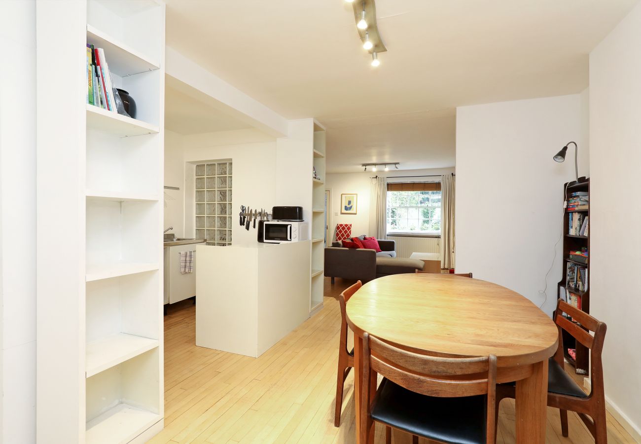 Apartment in London - Regent's Park Albert NW1