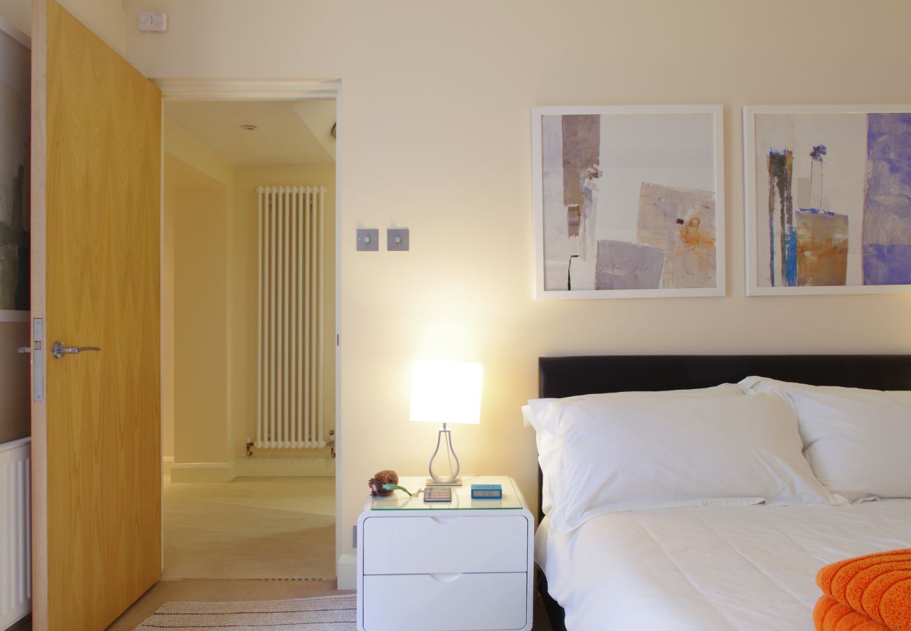 Apartment in London - Chelsea Finborough III SW10