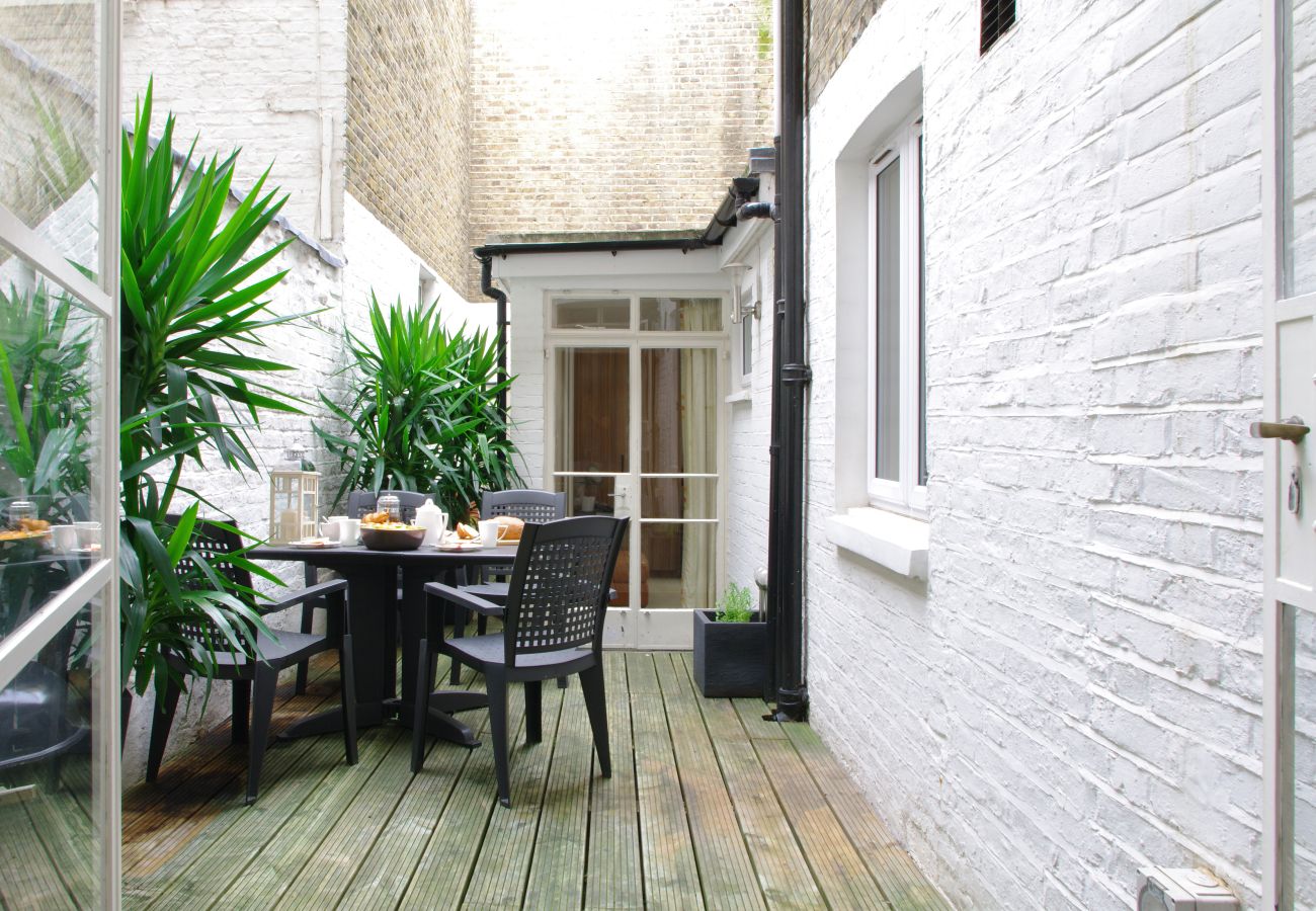 Apartment in London - Chelsea Finborough III SW10