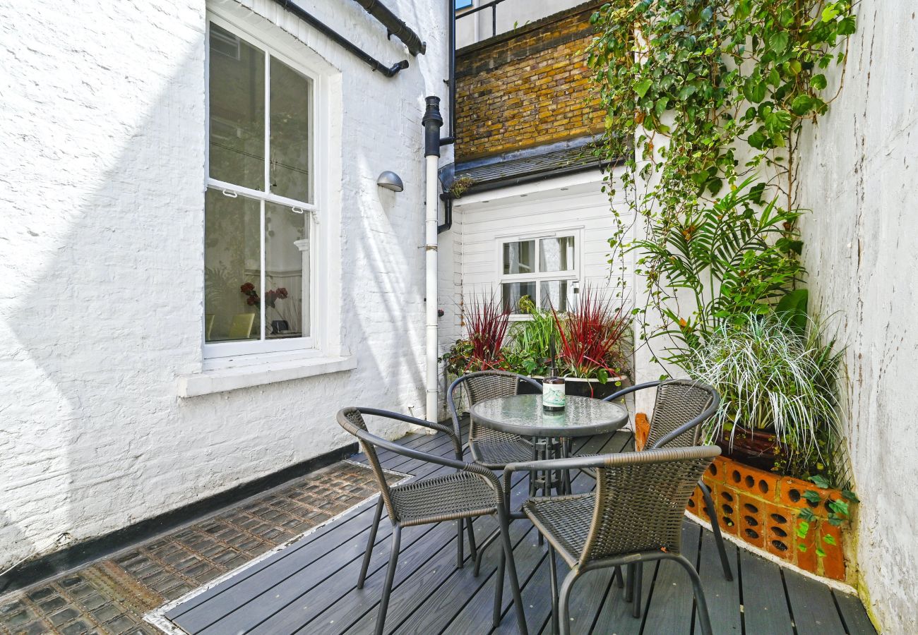 Apartment in London - Soho Cute Street W1