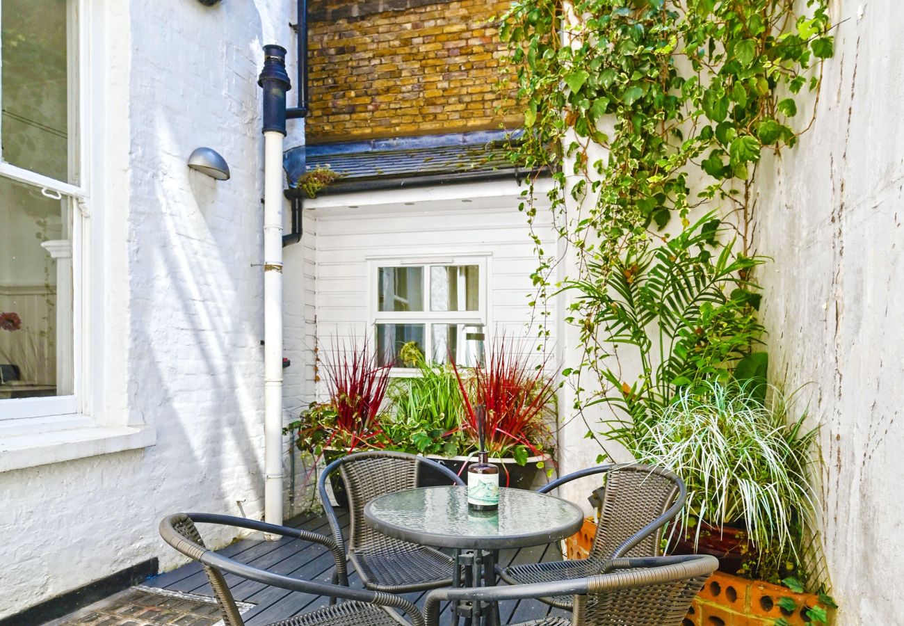 Apartment in London - Soho Cute Street W1