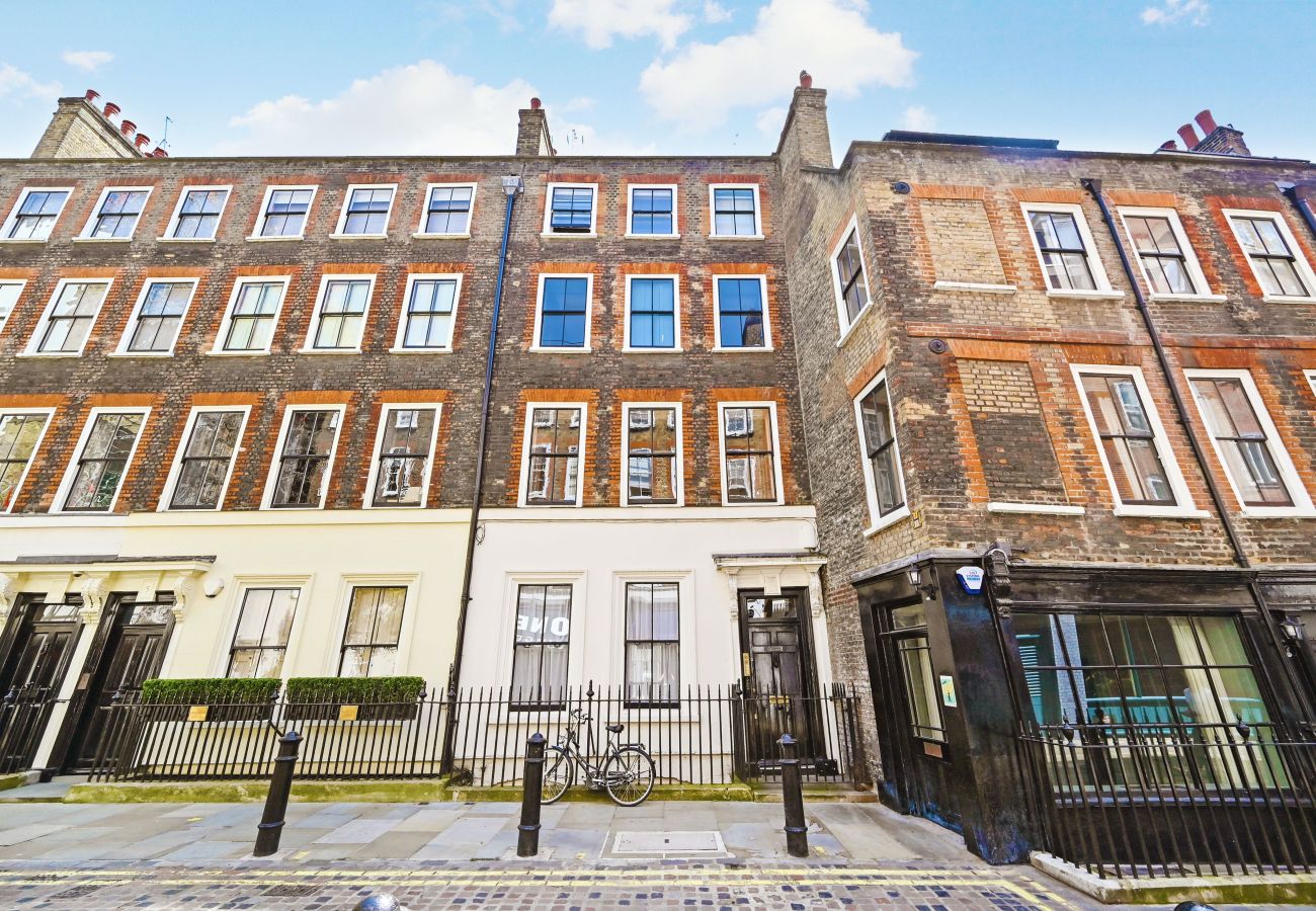 Apartment in London - Soho Cute Street W1