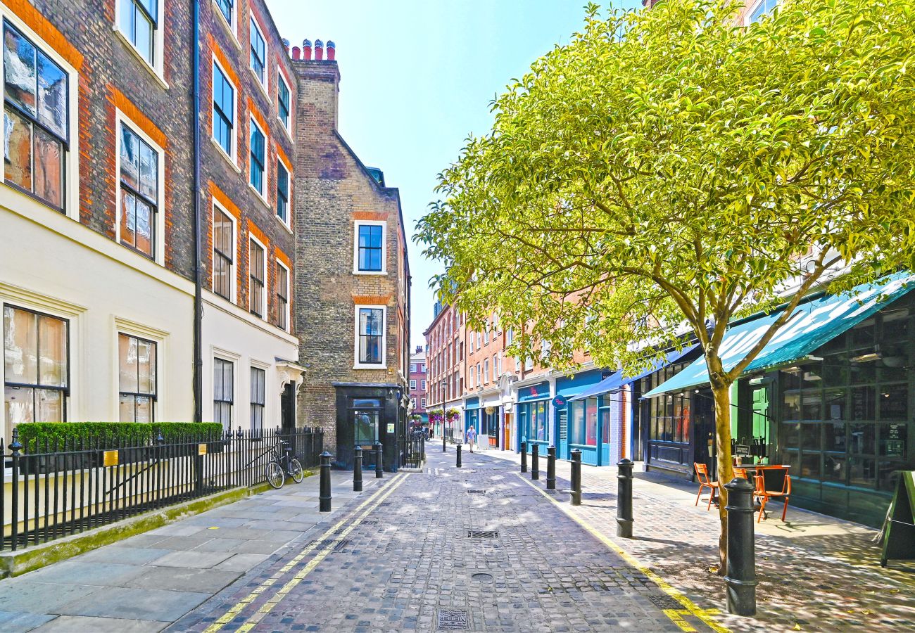 Apartment in London - Soho Cute Street W1